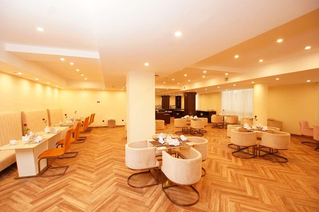 Best Western Premier Dynasty Addis Abeba Restaurant foto